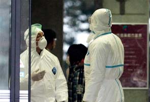 50 workers bravely stay at troubled Japan reactors