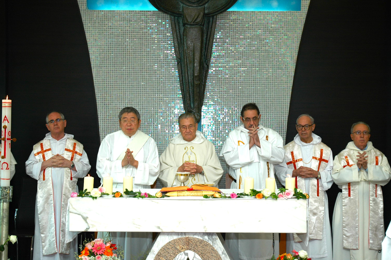 EASTER SUNDAY: RESURRECTION OF THE LORD