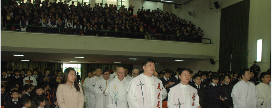 ESCOLA SAO PAULO CELEBRATES ST. PAUL